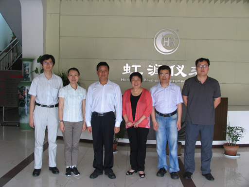 上海理工大學(xué)領(lǐng)導(dǎo)、教授一行考察虹潤公司