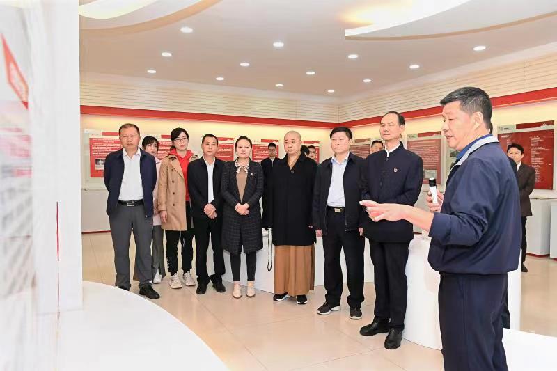 福建省人大常委會黨組書記、副主任雷春美和全國人大代表到順昌虹潤等地調(diào)研